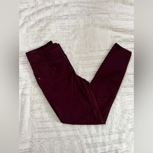Refuge Women’s High Waisted Maroon Skinny Jeans Size 8